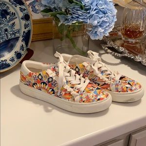 Tony Burch sport tennis shoes sneakers women’s 6